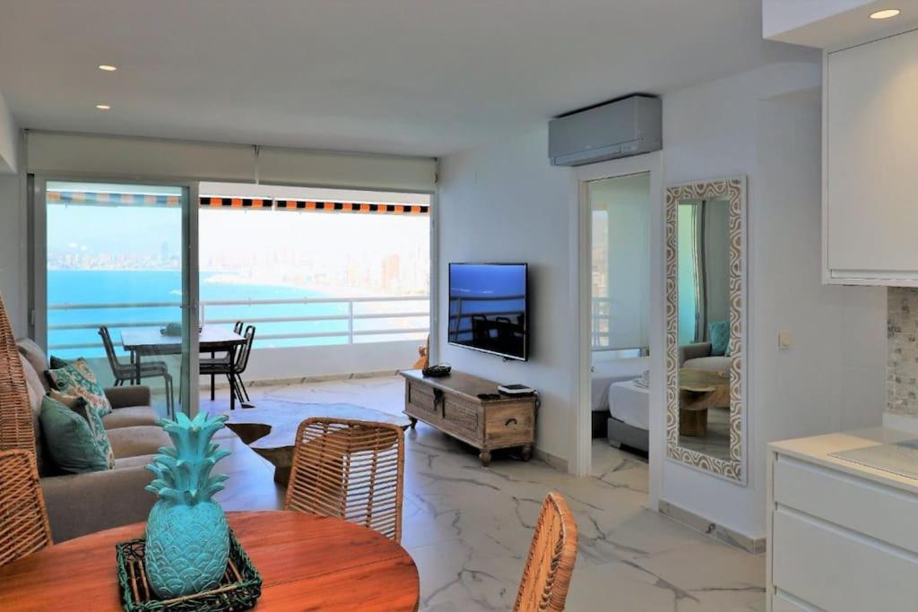 Luxurious 2-Bedroom Apt With Stunning Views, 1St Line On Levante Beach, Benidorm Exteriér fotografie