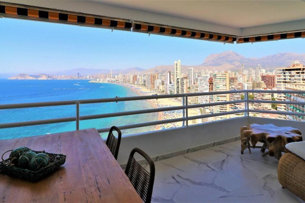 Luxurious 2-Bedroom Apt With Stunning Views, 1St Line On Levante Beach, Benidorm Exteriér fotografie